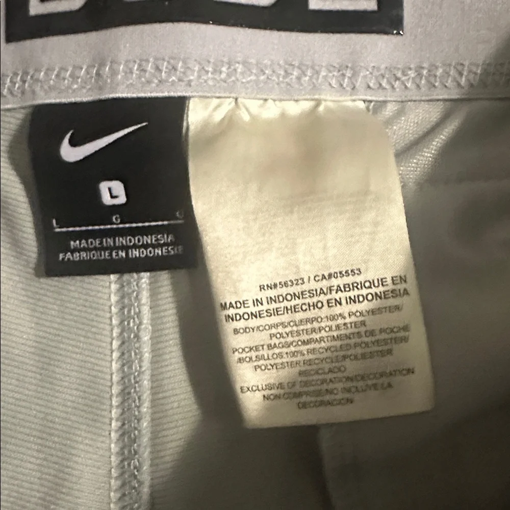 Nike Men's Light Gray Dress Pants